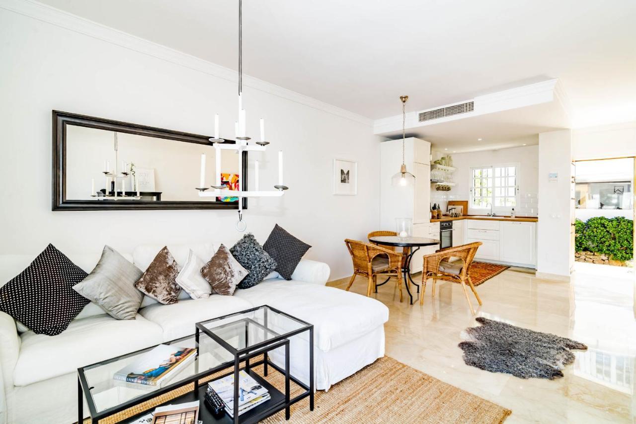 Ap165 - Contemporary Scandinavian Style Apartment Marbella Buitenkant foto